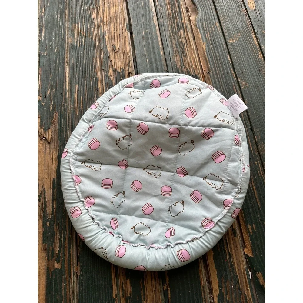 Pusheen Cat Kit Macaron Pet Bed Pink Blue Round Bolster CultureFly Exclusive‎